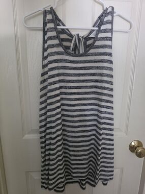 Market & Spruce Navy And White Striped Knit Tank